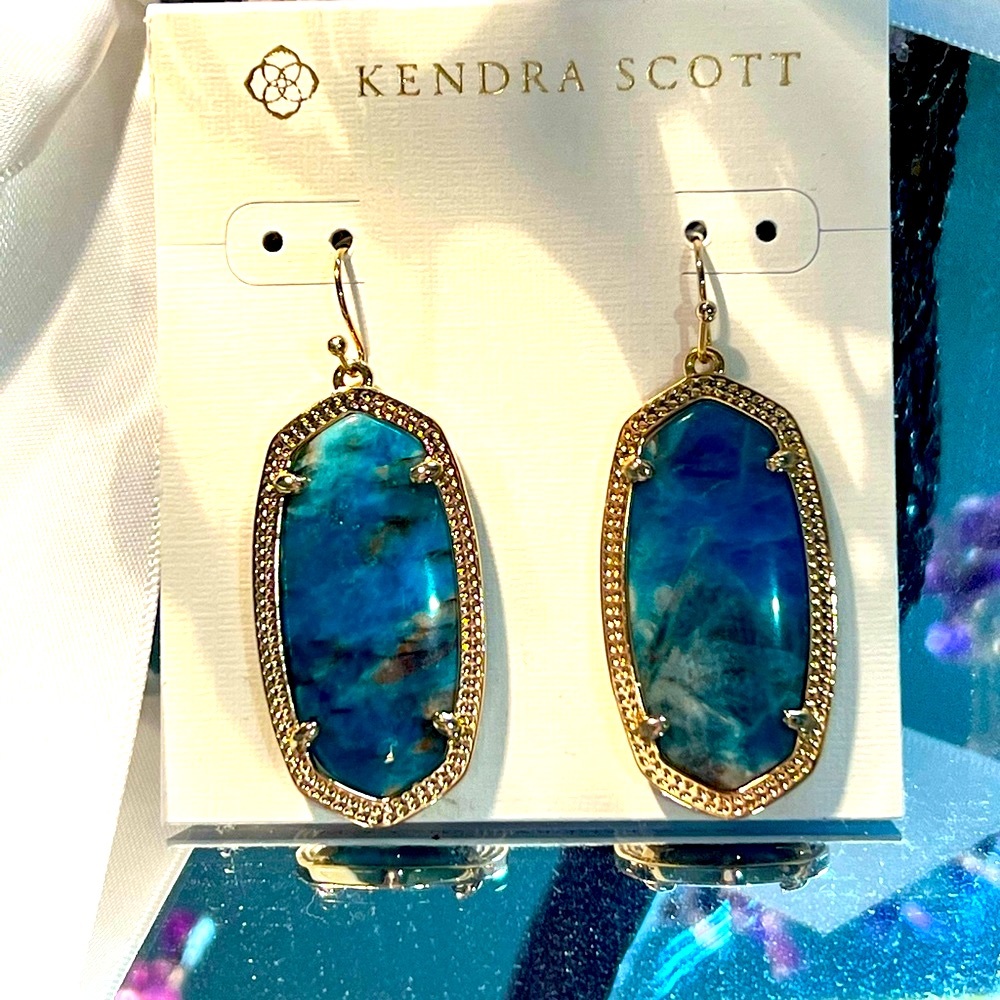 NWT Kendra Scott Elle Earrings Apatite & Yellow Gold Retired VERY RARE Stunning!